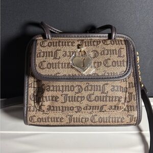 Juicy couture sugar cube crossbody bag